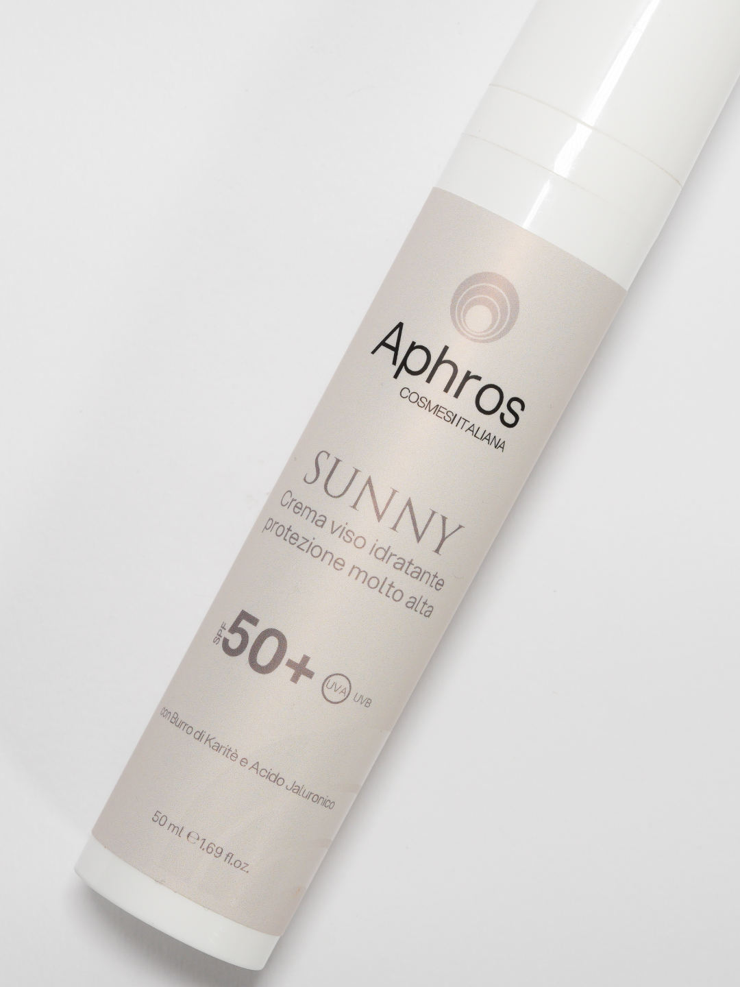 Crema Viso Idratante Protezione Molto Alta SPF 50+ — stile