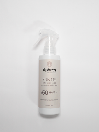 Latte Spray Corpo Protezione Molto Alta SPF 50+ — verticale